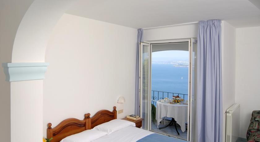 La Pergola Del Torchio Bed & Breakfast อีสเกีย ภายนอก รูปภาพ
