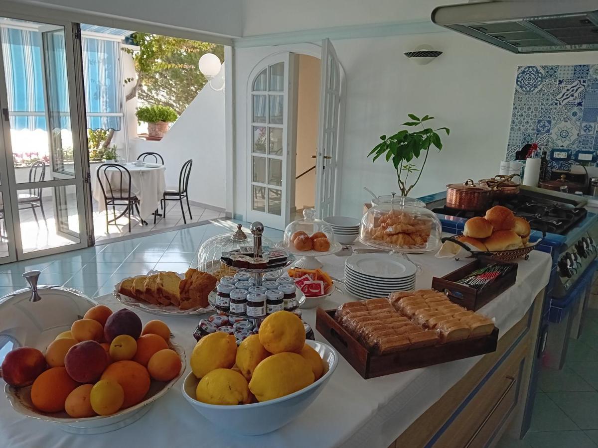 La Pergola Del Torchio Bed & Breakfast อีสเกีย ภายนอก รูปภาพ